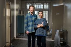 Programledere for Vettskremt, Erik Solbakken og Annika Momrak