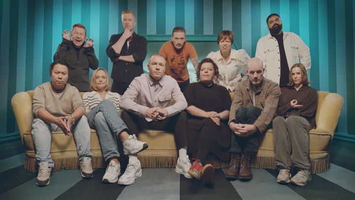 Noen av de mange komikerne som medvirker i sesong 2: Bjarte Tjøstheim, Odd Magnus Williamson, Kristoffer Schau, Lene Kongsvik, Abubakar «Abu» Hussain, Ole Soo, Henriette Steenstrup, Herman Flesvig, Else Kåss Furuseth, Bård Tufte Johansen og Amalie Stuve