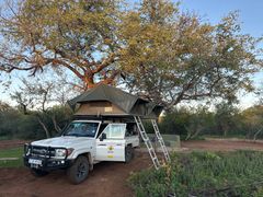 Team Bachstad bodde i en Toyota Land Cruiser gjennom turen i Afrika.
