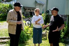 Bjørn Eidsvåg og Ingrid Gjessing Linhave har også blitt misbrukt i falske annonser på Facebook.