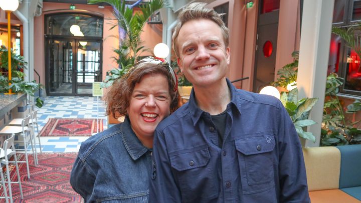 PROGRAMLEDERE: Else Kåss Furuseth og Erik Solbakken skal lede den norske versjonen av suksesskonseptet «Hotell Romantikk».