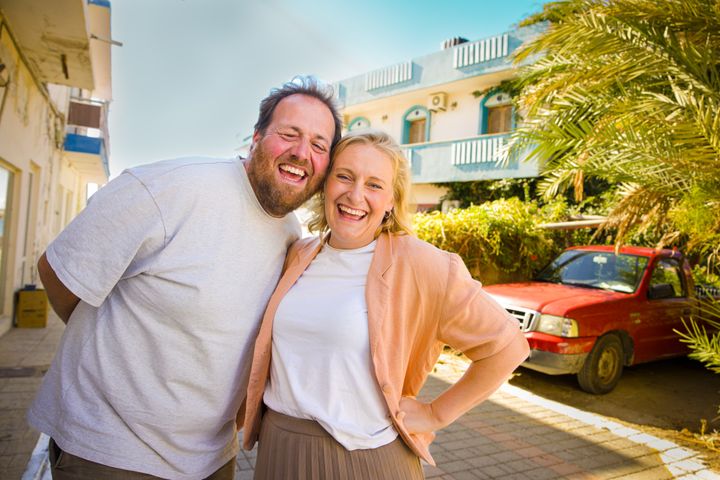 HOTELLDRAUM: Ronny Brede Aase og Tuva Fellman har det siste året vore mykje i greske omgjevnadar.