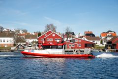 Våren 2025 ble redningsskøyta RS 127 «Anne Lise» døpt i Lillesand, etter en total ombygging, fullfinansiert av den London-baserte stiftelsen AKO Foundation.
