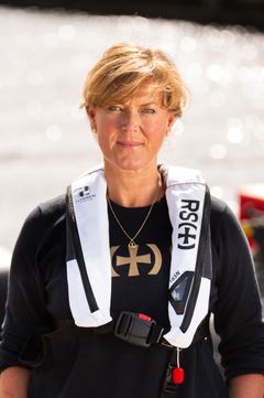 Adrian døde mens han utførte den viktigste oppgaven mannskap på en redningsskøyte kan ha – å forsøke å redde et annet liv, forteller generalsekretær i Redningsselskapet, Grete Herlofson.