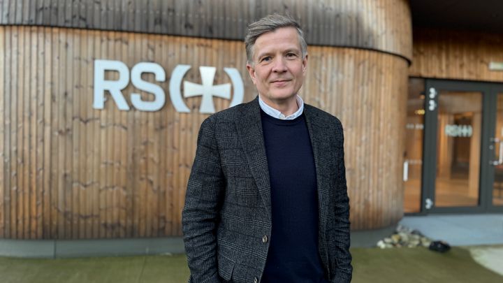 Daniel Sellevoll er ansatt som ny seksjonsleder for samfunnskontakt og kommunikasjon i Redningsselskapet, med ansvar for å videreutvikle organisasjonens samfunnsrolle og posisjon i offentligheten.