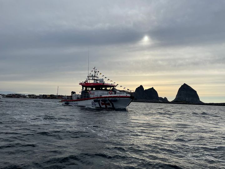 Antall assistanseoppdrag gikk ned fra 262 i 2024 til 234 i 2025. Dette omfatter blant annet motorstopp, fremdriftsproblemer og slep – hendelser som ofte preger statistikken i perioder med høy fritidsbåttrafikk.