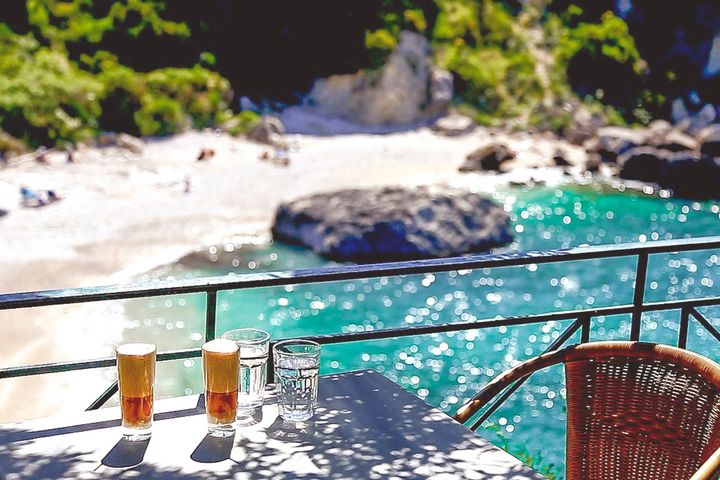 I sommer er charterreisen det tryggeste og ofte rimeligste valget!
