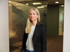 Divisjonsdirektør i Bufdir Anne Magdalena Solbu Kleiven står i kontorlokalene til Bufdir