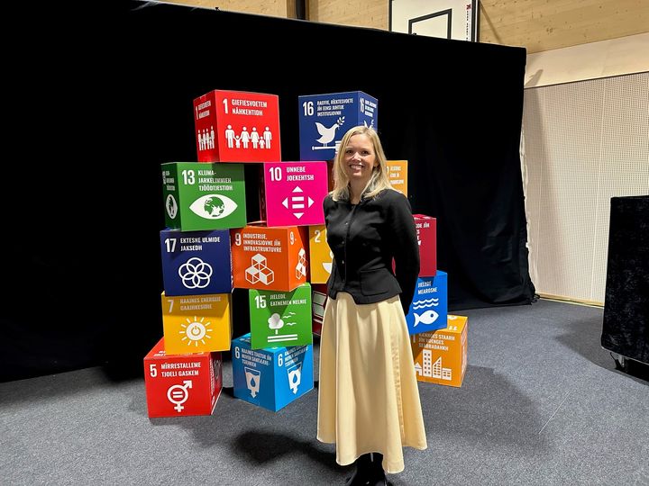 Generalsekretær i FN-sambandet, Catharina Bu, under lanseringen av bærekraftsmålene på sørsamisk og lulesamisk i Snåsa i fjor. Foto: FN-sambandet