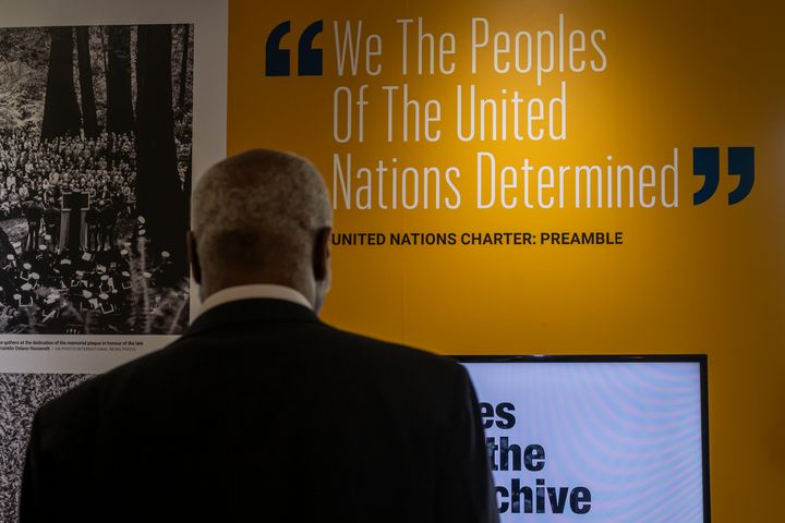 2026 blir et år med høyt tempo og høye forventninger: Krig, klima- og naturkrise, press på menneskerettigheter og folkeretten generelt, og ikke minst et FN-system med stram økonomi. FN-sambandet gir deg det vi – og du – sannsynligvis kommer til å snakke om i år. Foto: UN Photo/Mark Garten