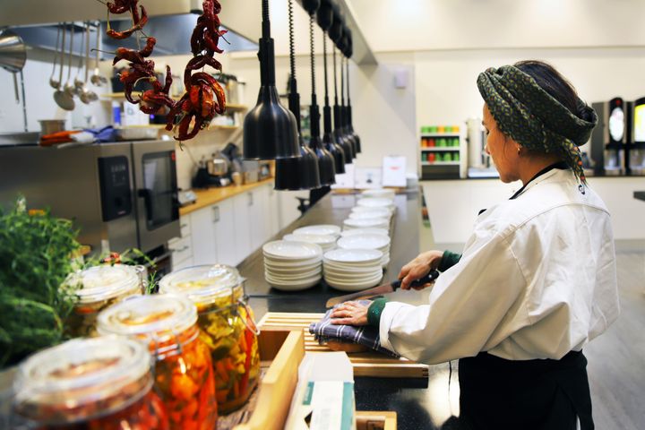 – Vi ser fram til at enda flere kvinner med innvandrerbakgrunn kommer i arbeid, blir økonomisk selvhjulpne og bidrar til fellesskapet. Prosjektet Jobbsjansen har gode resultater, skaper god integrering og styrker arbeidsdeltakelsen, sier Libe Rieber-Mohn, direktør i Integrerings- og mangfoldsdirektoratet.