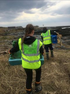 Plastfritt hav på opprydning av kystlinjen.