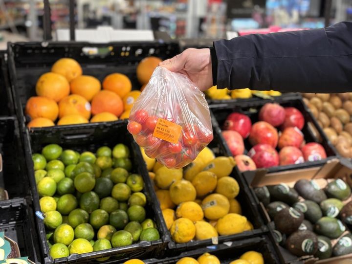 Resteposene til SPAR med 100 % Trumf-bonus var populære i fjor - 100 tonn med frukt og grønt ble reddet fra søpla.