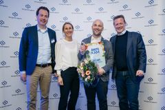 Fra venstre: Kategorisjef Nicolai Rosenberg, kategorisjef Helle Tollehaugen Johan Hennig-Olsen og konsernsjef Runar Hollevik