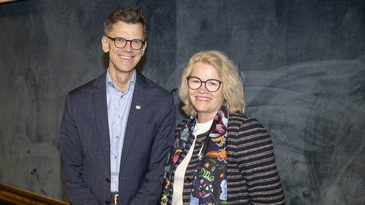 Inger Cathrine Bryne (t.h.) og Peter Børre Furberg ble i dag valgt til leder og nestleder i styret i Arbeidsgiverforeningen Spekter.