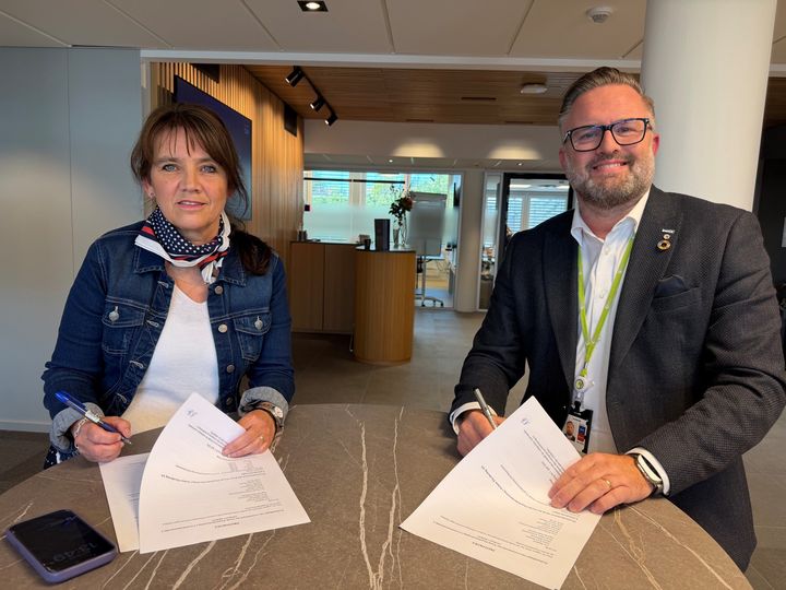 Anne-Kari Bratten i Spekter og Robert Gjønnes i Flygelederforeningen