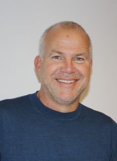 Med Adaptive Renovasjon får vi et verktøy som samler alt på ett sted, og som kan vokse sammen med oss, sier Bjørn Berg, daglig leder i NGIR (Nordhordland og Gulen Interkommunale Renovasjonsselskap). FOTO: NGIR