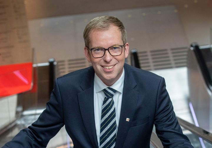- De usikre handelstidene gjør norske bedrifter mer tilbakeholdne. De trenger hjelp til å redusere risiko, sier Håkon Haugli, administrerende direktør i Innovasjon Norge.