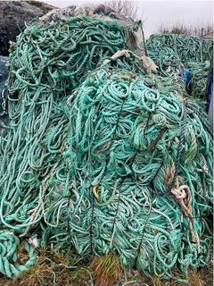 Plast fra fisketau skal bli til olje av høy kvalitet.