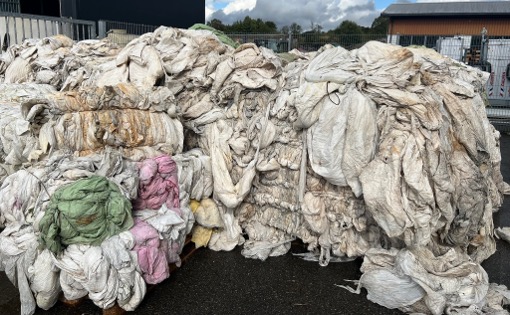 Får låne 150 millioner til å lage olje av plastavfall