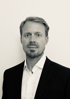 - Vi kombinerer dokumentert teknologi, industrielle partnerskap og en verdikjede designet for lønnsom vekst, sier Aron Uhre, styreleder i IDP Mongstad.