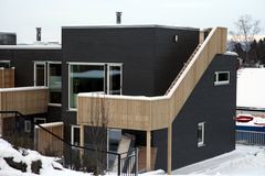 Trehus med utvendig trapp