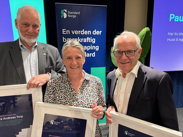 Tore Andreas Torp, Åse Høisæter og Steinar Helland er årets prisvinnere
