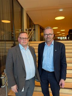 Forhandlingslederne Kai Øivind Brenden og Geir Røsvoll i Unio kommune konstaterer brudd i lønnsoppgjøret i dag.