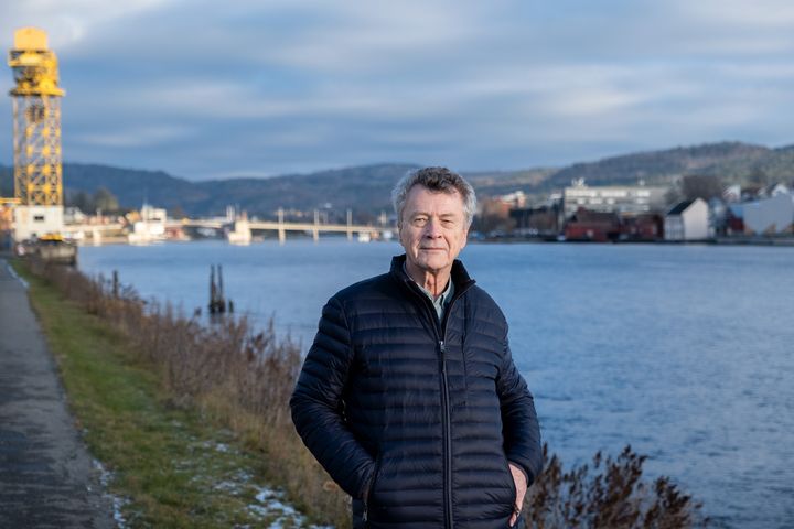 Kim Lindholm Lauritsen har hatt en finger med i mye av byggingen av boliger, sykehus, skoler, industri- og næringsbygg, renseanlegg, politihus, veier og broer i Grenlands-området de siste 50 årene.