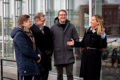 Samarbeidspartnere her i bildet fra venstre. Reynir Jóhannesson i daglig leder i Norsk datasenterindustri, Reidar J.M Sverdrup partner i Ræder Bing advokatfirma, Per Christian Randgaard administrerende direktør i Asplan Viak og daglig leder i Norsk fjernvarme og overskuddsenergi, og Oda Therese Gipling. Foto: Hans Kristian Thorbjørnsen