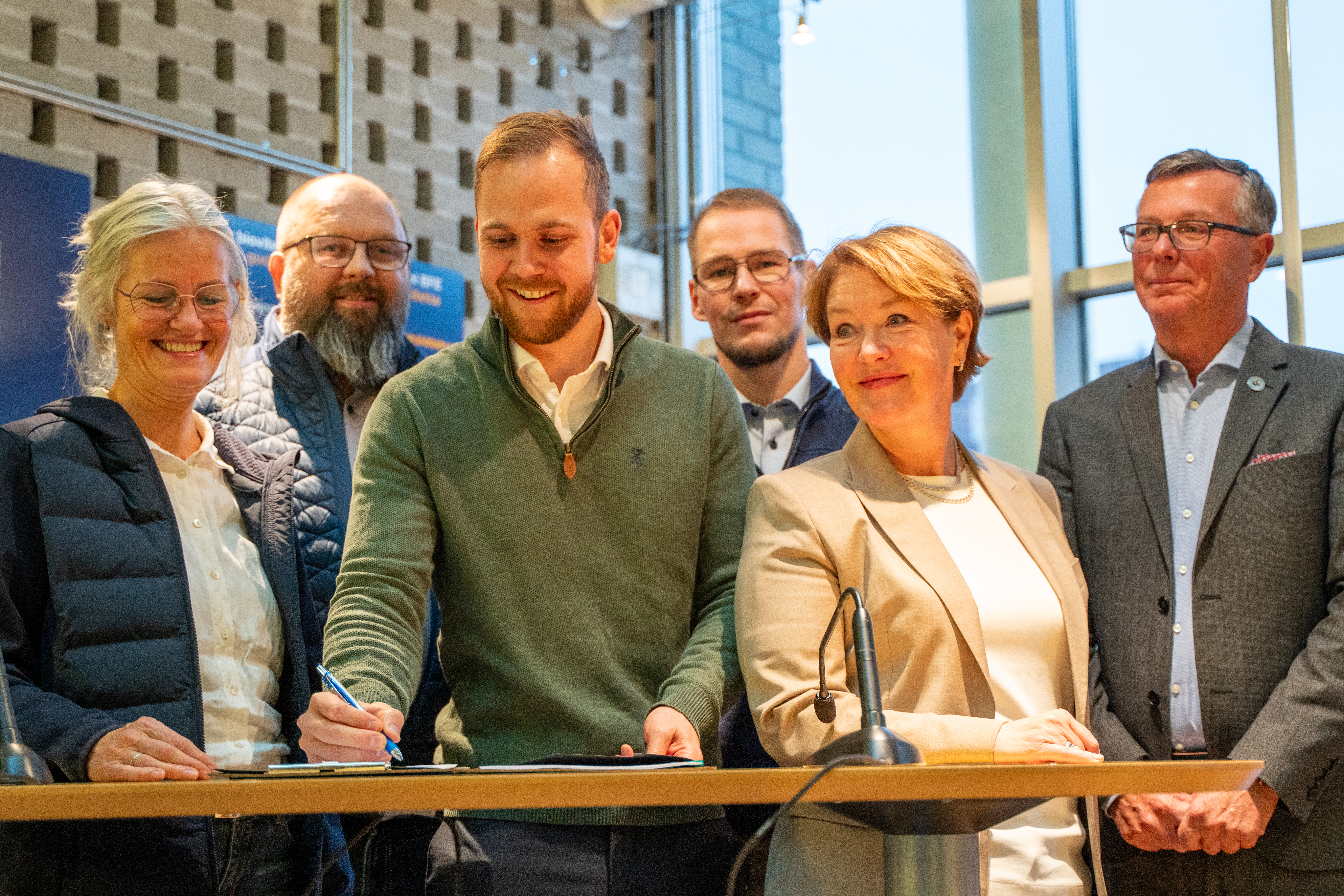 BlueFusion skal drifte sju forskningstillatelser på Havbruk i nord