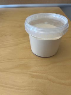 Raffinert fint proteinpulver laget av laksehoder. Foto: Nofima