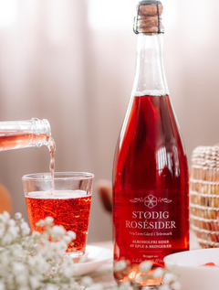 Stødig, alkoholfri sider fra Lien Gård