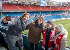 - Det er viktig for barn å kunne være barn, ha fellesskap og samles rundt fotballen, understreker Lise Klaveness.