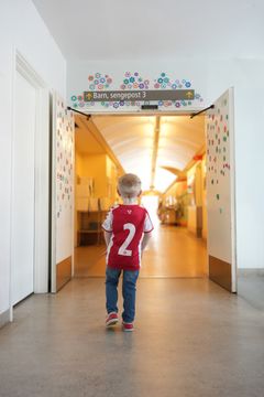 Fellesskap og samhold betyr mye for barn og unge – enten det er på en fotballbane eller i møtet med en alvorlig sykdom.