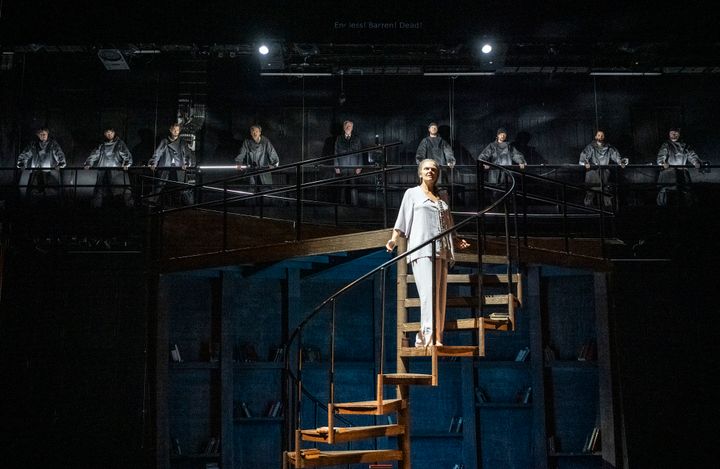 Hege Høisæter er tilbake i Operaen i Synne Skouen og Oda Radoors nye kammeropera Fram. Foto: Erik Berg