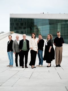 Albumets stjernespekkede solistlag besto av Lise Davidsen, Gerald Finley, Brindley Sherratt, Stanislas de Barbeurac, Eirik Grøtvedt og Anna Kissjudit.