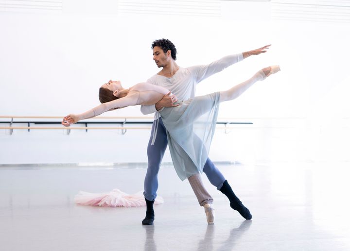Marianela Nuñez og Patricio Revé danser to forestillinger av La Bayadère på Hovedscenen i Operaen.