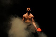 I dobbelforestillingen «Made in Oslo» får publikum se utdrag fra «Gone» og «The Art of Ping Pong» – to av Jo Strømgrens verker som ble skapt i Oslo og som viser hva norsk dans kan være.