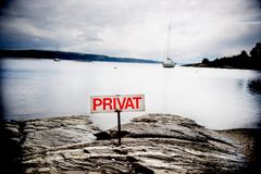 Illustrasjonsbilde: Det er ikke alltid så lett å vite om et privat-skilt er ulovlig eller ikke. Vårt beste råd er å sjekke med kommunen.